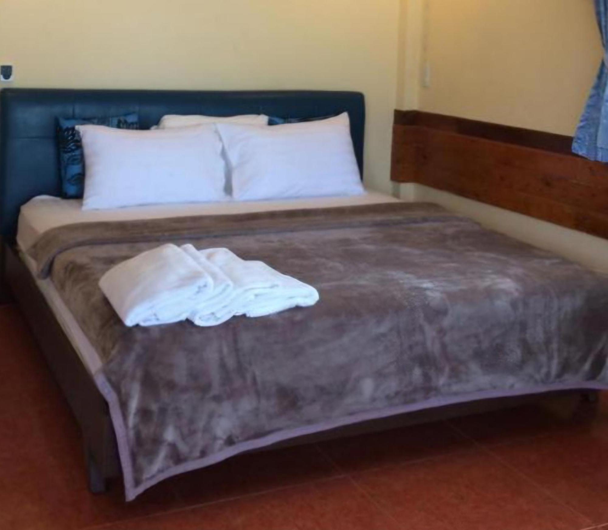 Tropicana Khophagan Resort Hotel 通萨拉 客房 照片